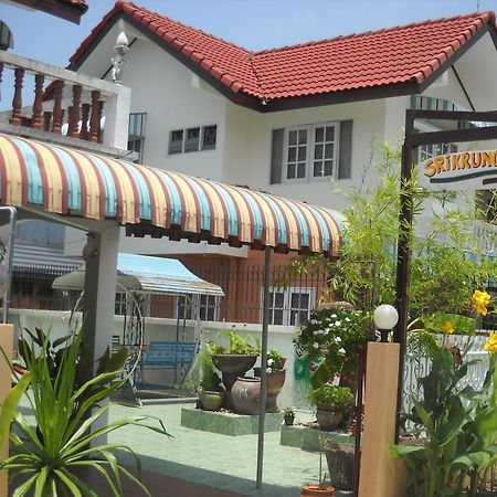 Sri Krung Guest House Phra Nakhon Si Ayutthaya Ngoại thất bức ảnh